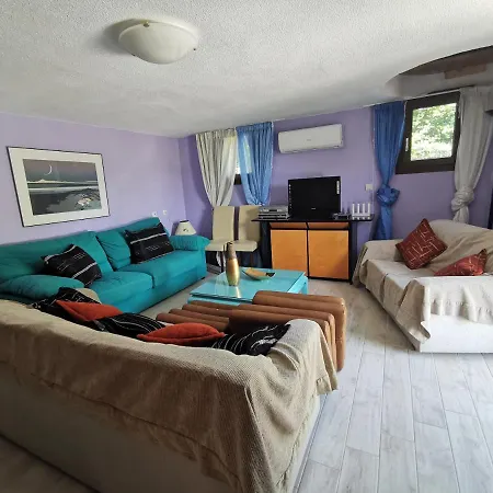 Εξοχική Κατοικία - Cottage Τίνα Líri Extérieur photo